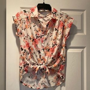No Boundaries Tie Front Floral Blouse Size S (Juniors)